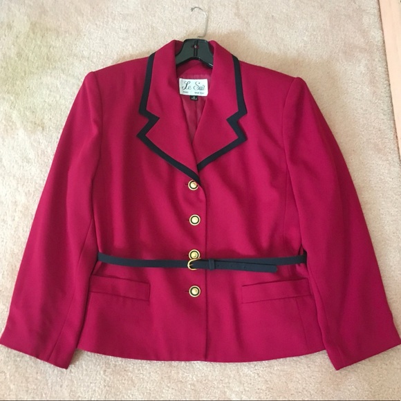 Women’s two piece fuchsia and navy blue suit - Picture 2 of 6